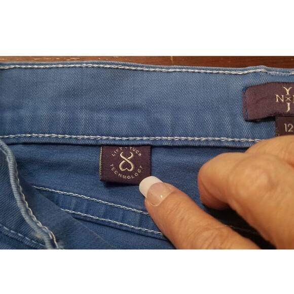 NYDJ - Not Your Daughter's Jeans Blue Denim Cotton Crop Pants, Size 12 (34”x20”) - Picture 7 of 12